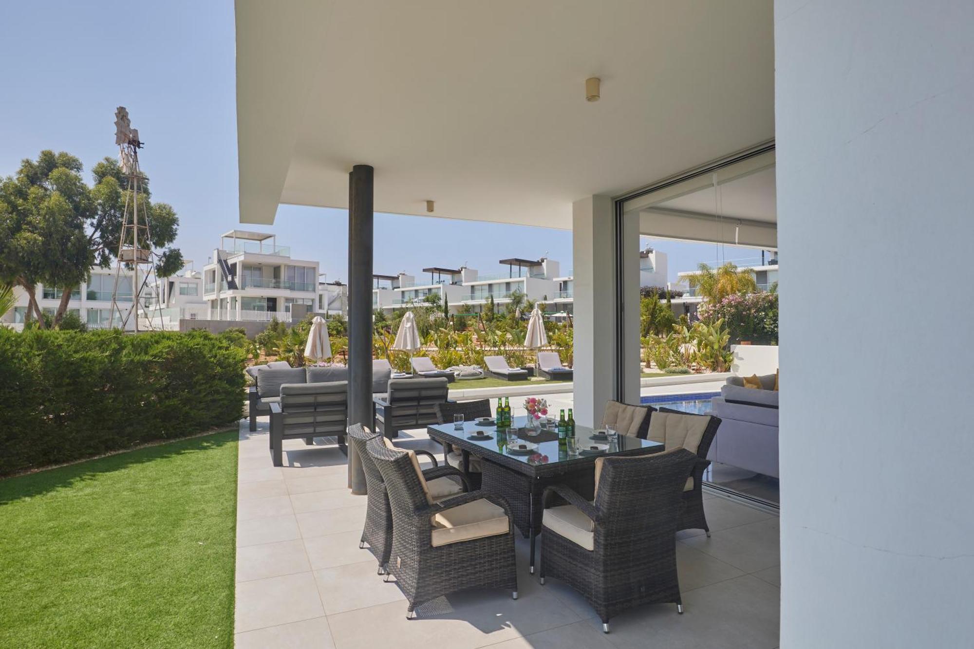 Olivine Pearl Villas Protaras Exterior photo